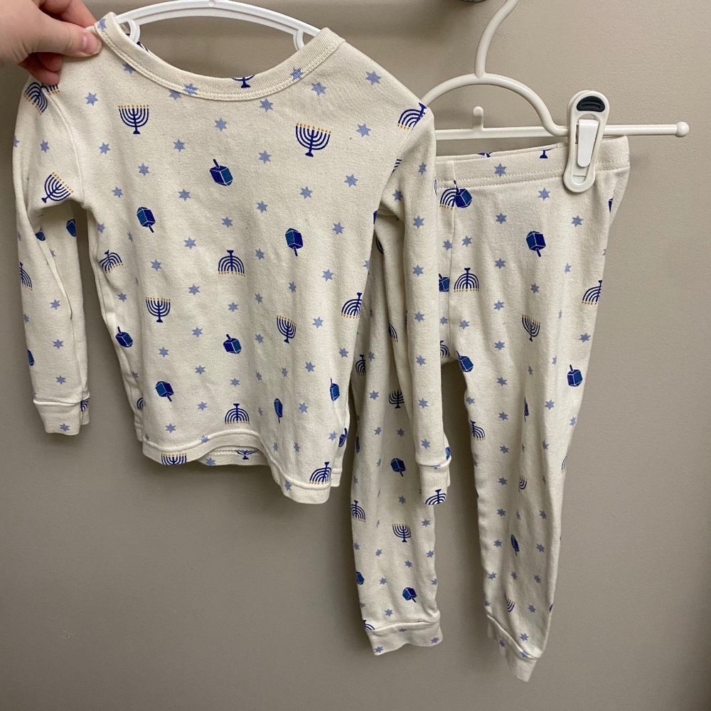 Hanukkah PJs 💛2 for 10💛